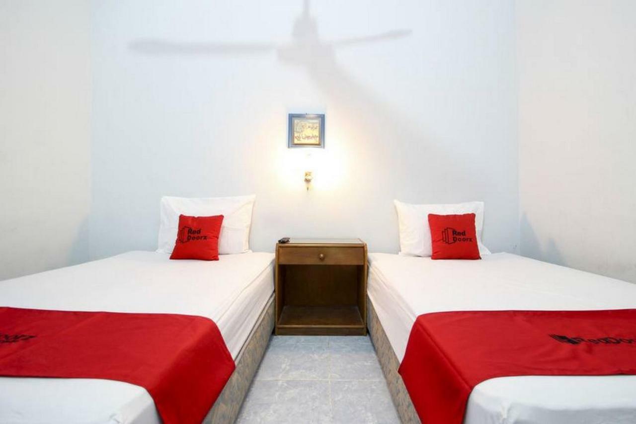 Reddoorz Syariah At Jalan Menteri Supeno Otel Yogyakarta Dış mekan fotoğraf