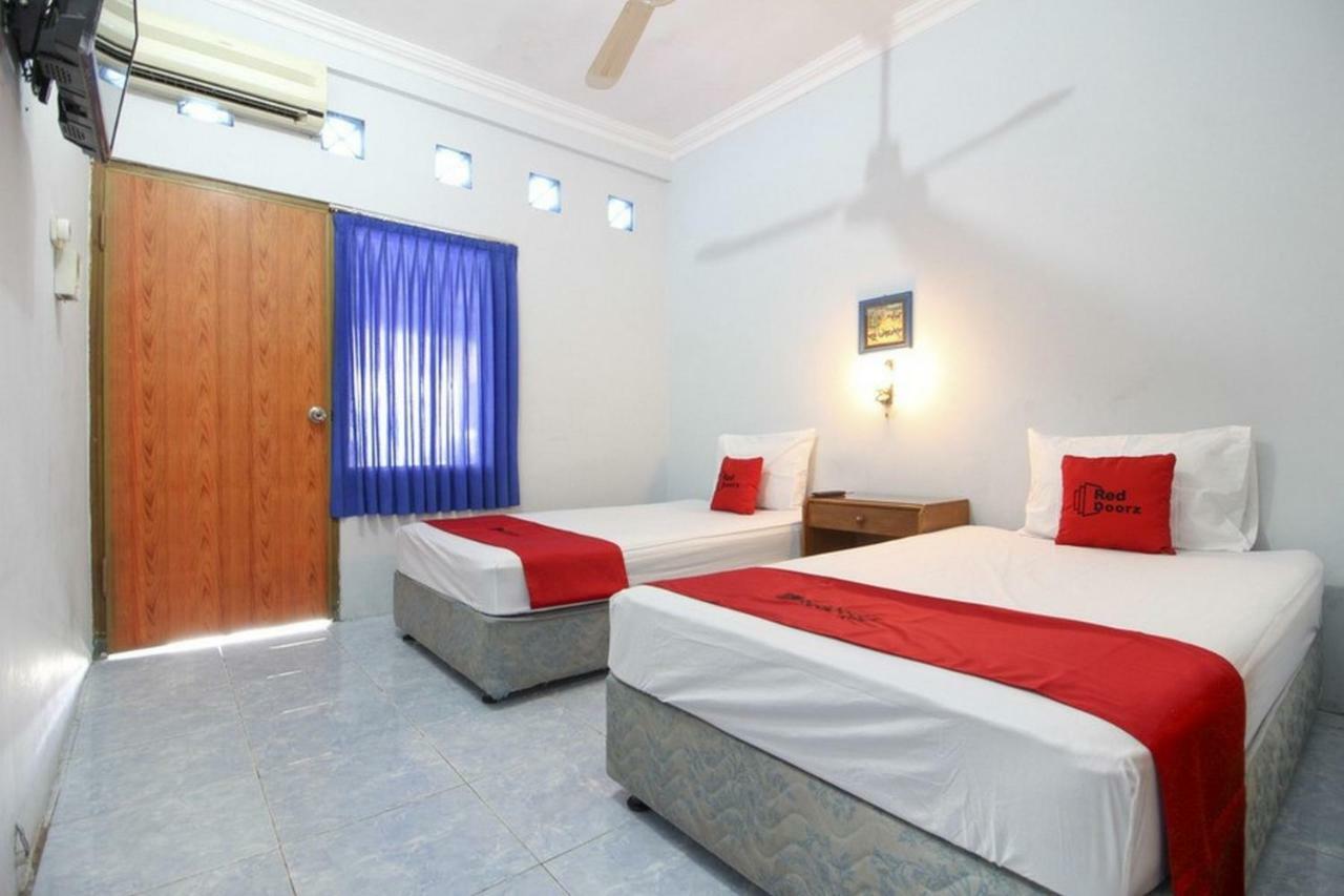 Reddoorz Syariah At Jalan Menteri Supeno Otel Yogyakarta Dış mekan fotoğraf