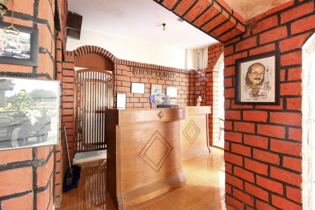 Reddoorz Syariah At Jalan Menteri Supeno Otel Yogyakarta Dış mekan fotoğraf